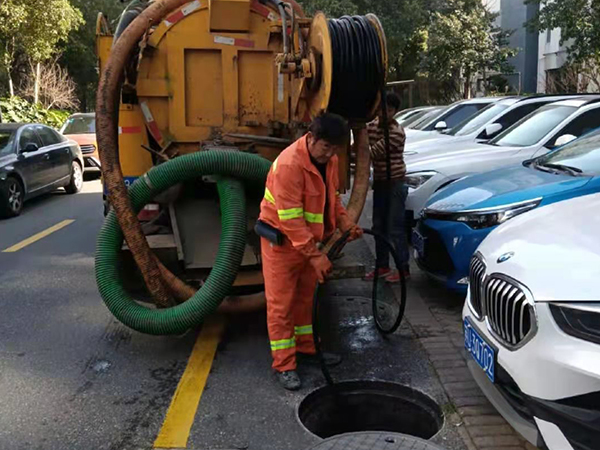 和田排污管道清淤